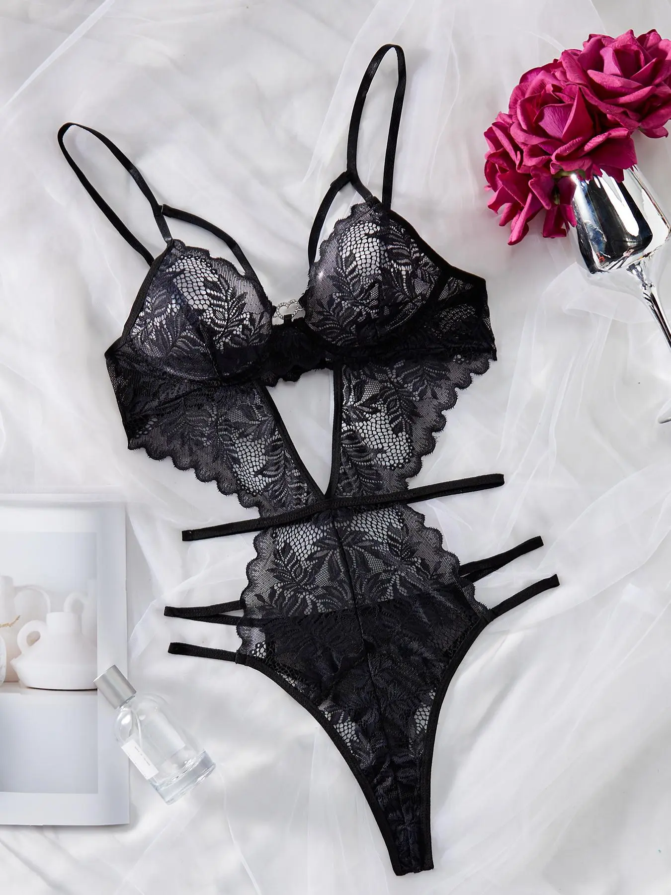 Women's Sexy Lace Floral Trim Underwire Bodysuit, Sheer Lace Lingerie, Solid Color Push Up Strappy Backless Bodysuit, Erotic Bodysuit, Women's for All Seasons