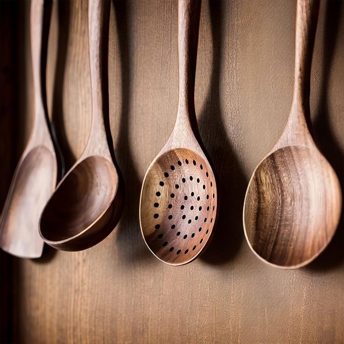 5PCS Wooden Kitchen Utensils Kit Ergonomic Handles Natural Wooden Spoons Spurtle Ladle and Wok Spatulas Cookware Accessories