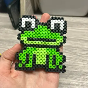 Perler Bead Green Frog Magnet for Decor - Green Bead Design with Black Outline, Ideal for Home Decoration
