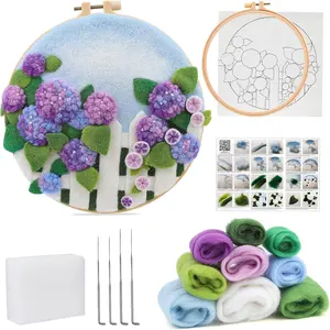 Needle Felting Kit, Felt Painting Kit for Beginners, Felt Painting Set with Felting Needles, Felting Pad, Felting Wool, Decorative Frame, DIY Instructions for Home Decoration
