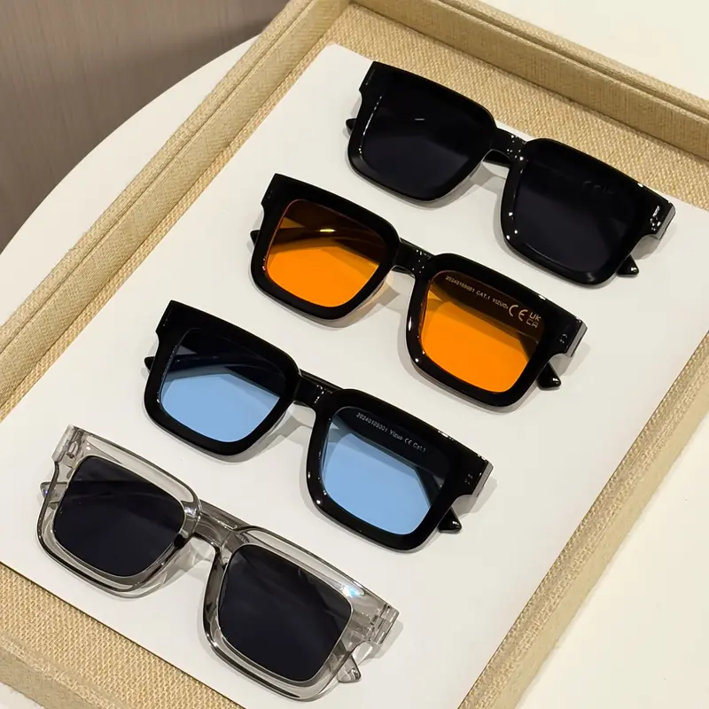 4 Pairs Bold in Multiple Colors, Face-Flattering Frames, Lightweight Versatile Set for Street Style and Travel, Trendy Frames, Fashionable Sunglasses