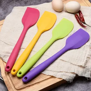 Silicone Spatula, Baking Tools, Heat Resistant Non-Stick, Food Grade, Seamless Design for Scraping Bowls & Pans, BPA Free Flexible Turner, for Cooking, Baking, Mixing