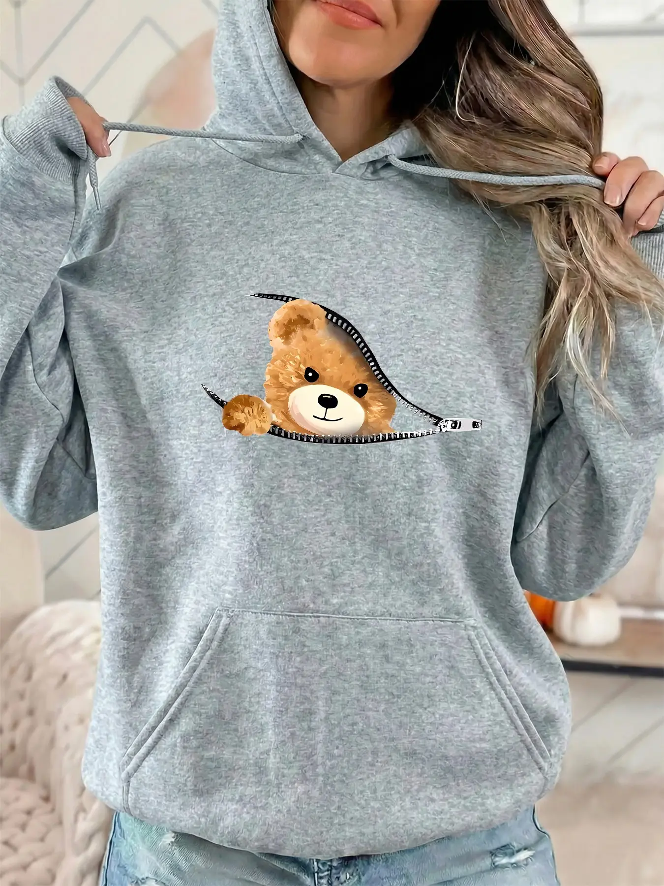 Women's Fashion Hooded Sweatshirt with Cute Cartoon Bear Print, Long Sleeve Drawstring Kangaroo Pocket, Casual Sporty Pullover for Fall & Winter