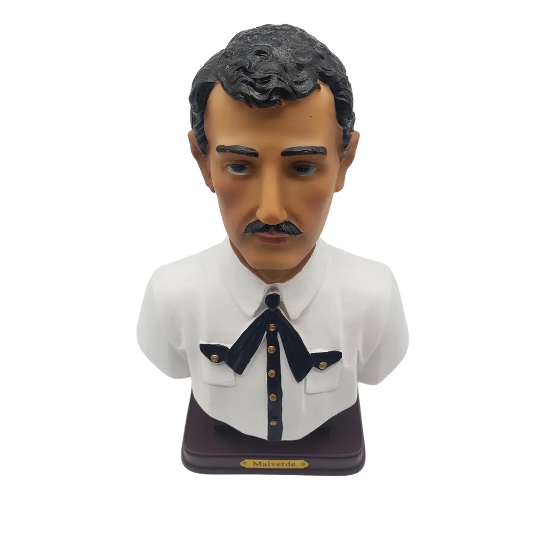 Malverde Statue 8'