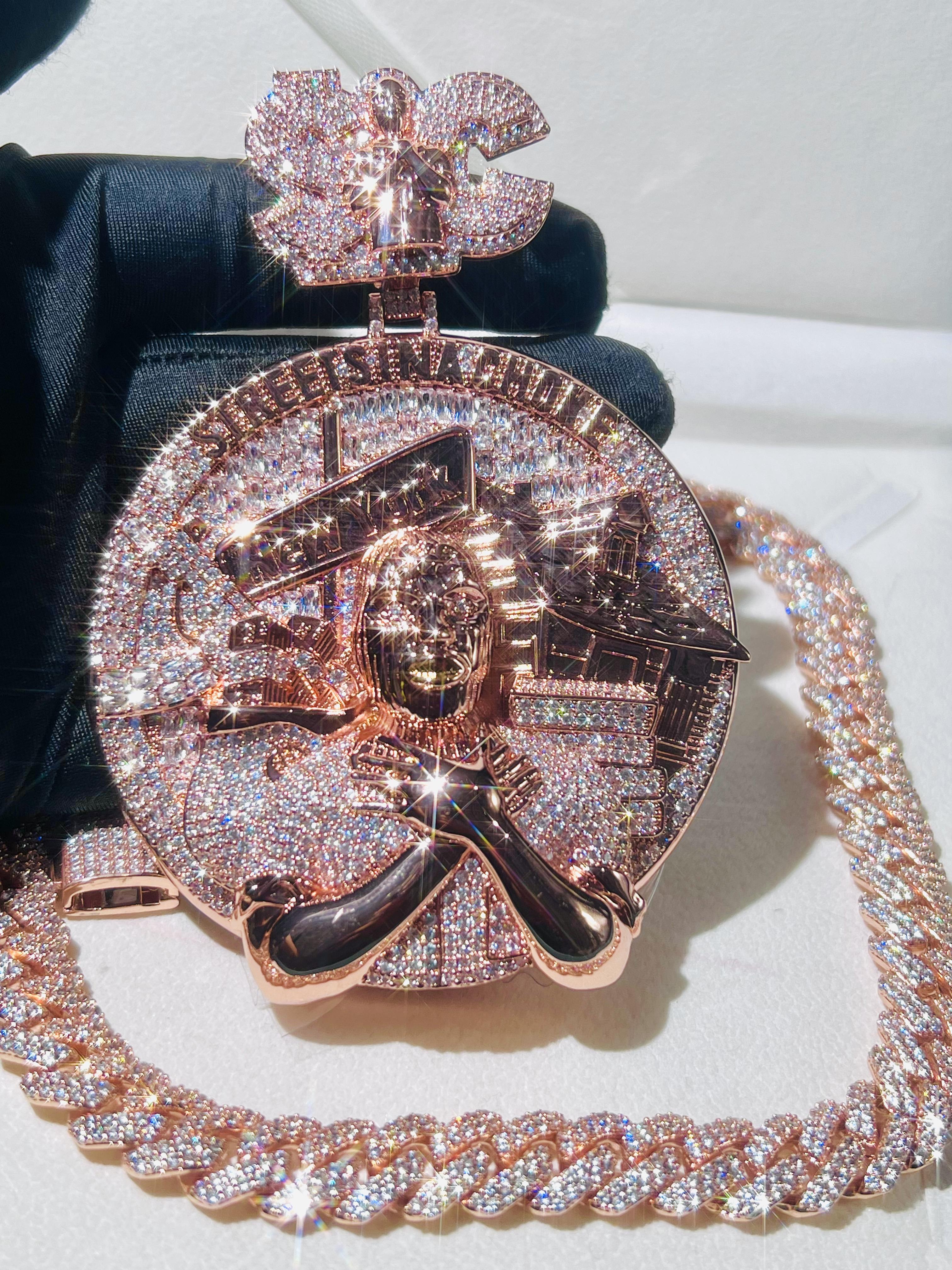 Custom 3D character design ice diamond pendant with claw setting craftsmanship, icy luxury, 18K gold-plated hip-hop style full crystal D VVS, unisex party accessory