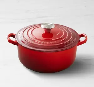 Le Creuset Signature Enameled Cast Iron Round Dutch Oven