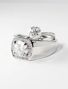 A.High White Brightness — Dense Stone Inlay, Elaborate Craftsmanship — Elegant and Versatile for Couples