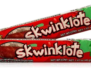 Lucas Skwinklote Watermelon Flavored Bittersweet Candy Snack Bonbon Tangy