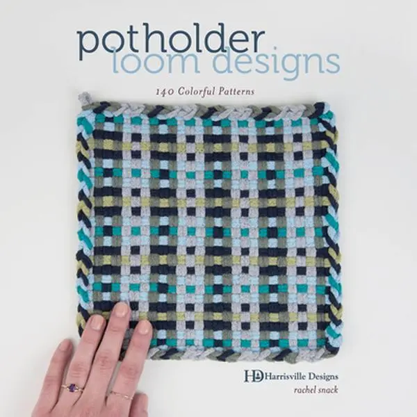 Potholder Loom Designs: 140 Colorful Patterns -- Harrisville Designs, Paperback