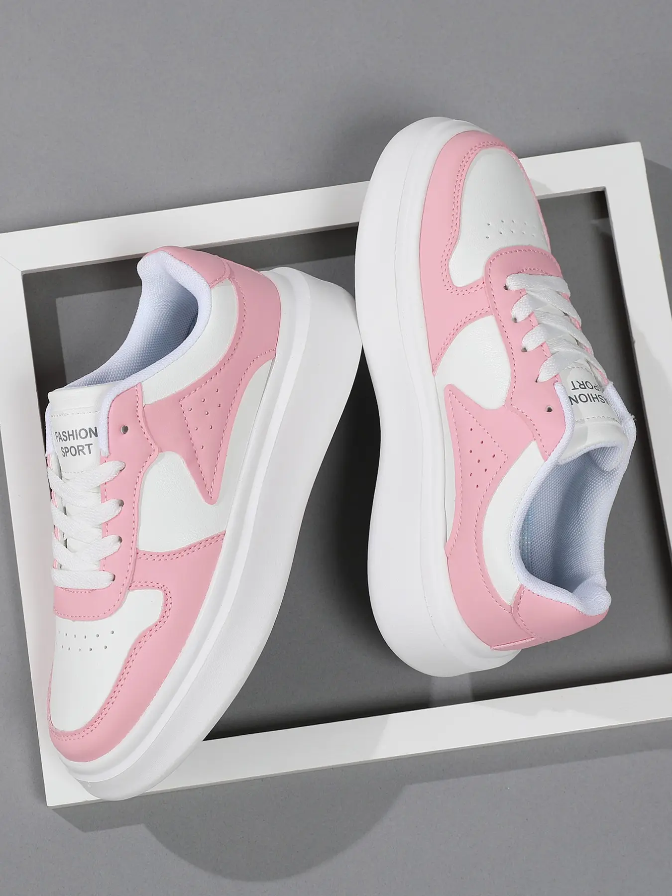 Women's Urban Style Low Top Sneakers, Low Top Trainers, Trainer, Sports Shoes, Colorblock Design, PU Leather, Eva Sole, Breathable, Casual, Perfect for Daily Wear and Travel