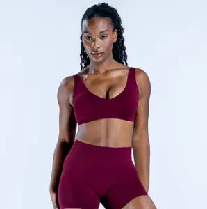 Women's 2-Piece Stretchy Stretch Nylon Workout Set - U-Neck Bra, High-Waisted Biker Shorts, Hugs Curves, Machine Washable for Gym Training