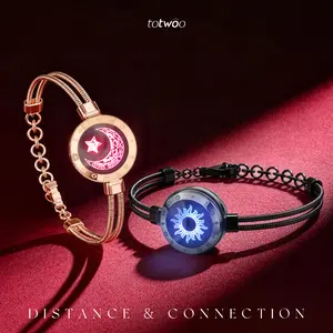 Totwoo Luxury Smart Couple Bracelets, Long Distance Connection Jewelry, Touch to Send Light & Vibration via App, Personalized Love Code, Elegant Relationship Bracelet Gift for Him & Her