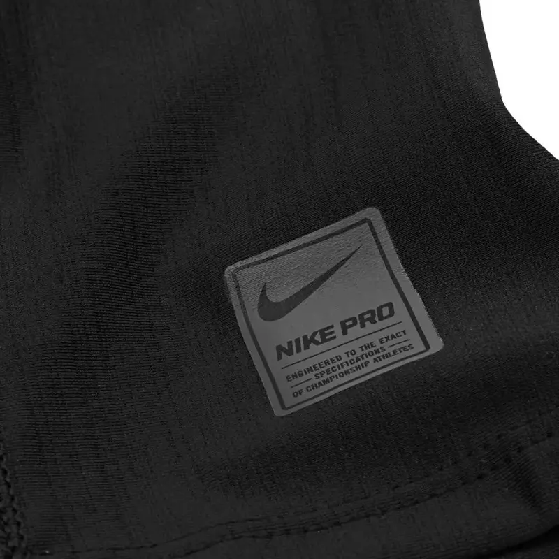 Nike Pro Hyperwarm Hood Mask - Warm Convertible Face & Neck Hood with Dri-FIT Tech & Machine Washable Design for Running 2