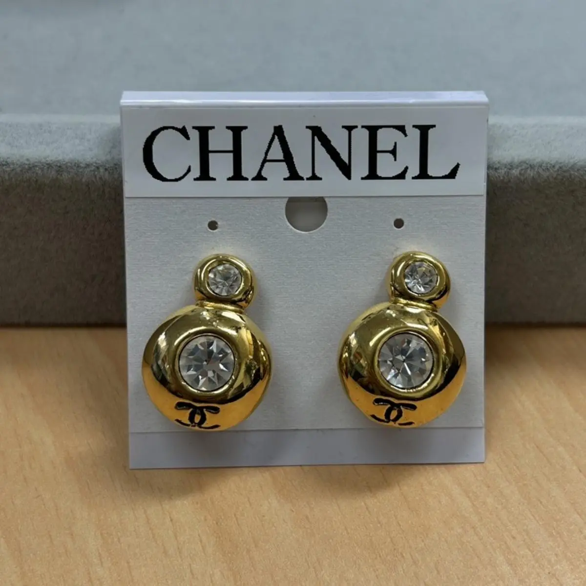Pre-owned CHANEL As Shown Shoulder Bags Vintage Rhinestone CC Logo Clip On Earrings 10263496