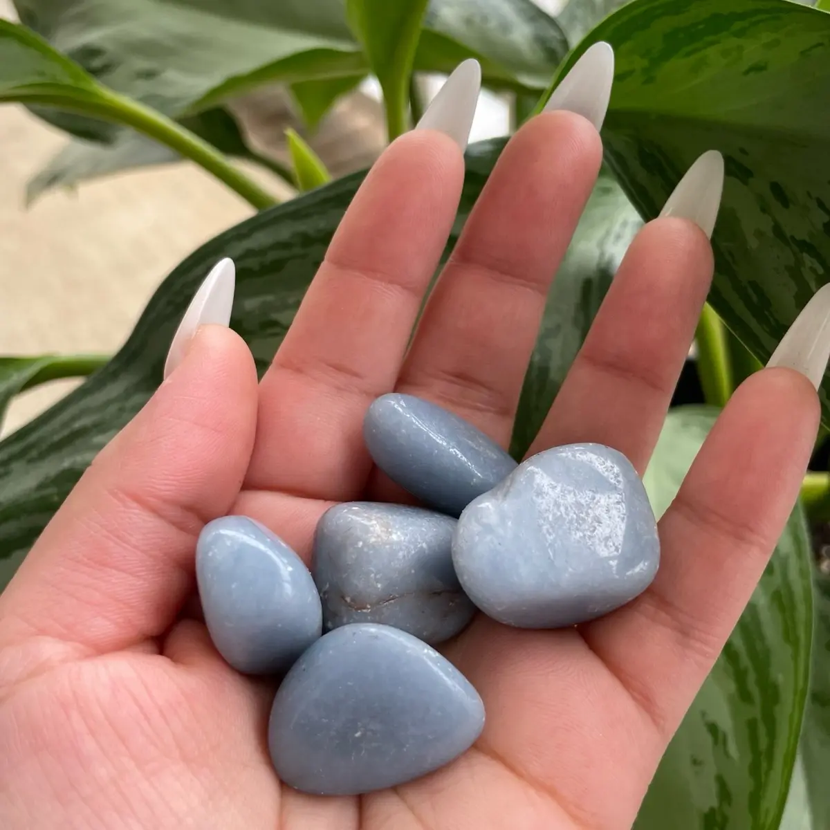 Tumbled stones