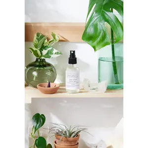 Organic Pillow Mist / Aromatherapy  / Relaxing Essential Oils / Gentle Sleep / Butter Me Up Organics