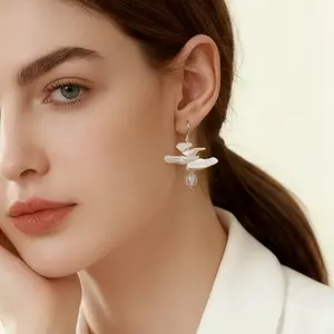 Creative Christmas Tree Dangle Earrings For Women Baroque Irregular Iridescent Mother-of-Pearl Stylish Holiday Jewelry Accessory