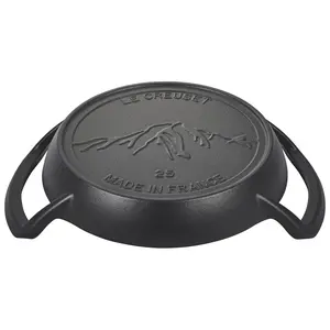 Le Creuset Alpine Outdoor 10" Skillet Le Creuset Alpine Outdoor 10" Skillet