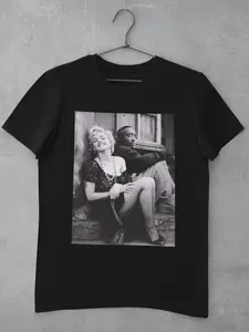 Marilyn Monroe & Tupac Graphic T-Shirt – Vintage Style Icon Tee, Retro Black & White Print, Urban Streetwear Shirt, Pop Culture Mashup Tee