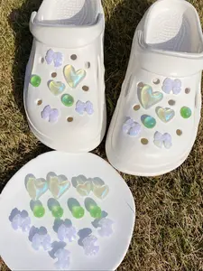 14pcs Cute Heart Bow Shoe Decorations, DIY Removable Casual Accessories, Fun Multifunctional Personalized Shoes for Parties, Shoe Accents