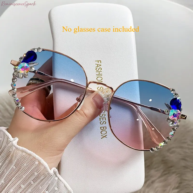 Women's Round Rhinestone Sunglasses - Decorative Crystal-Trimmed Metal Frame, UV Protection Gradient Lenses, Slim Face Shaping, Versatile Wearability for Driving & Summer Beach Sports Eyewear