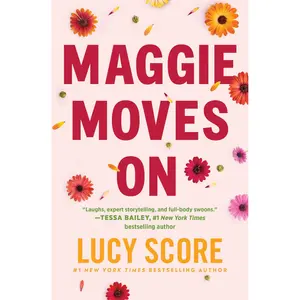 Maggie Moves On by Lucy Score [Paperback Book]