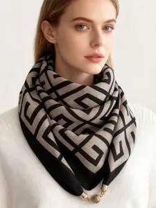 Fashion Geometric Pattern Faux Silk Magnetic Scarf, Multifunctional Soft Breathable Small Square Boho Style Shawl, Outdoor Decoration Wear