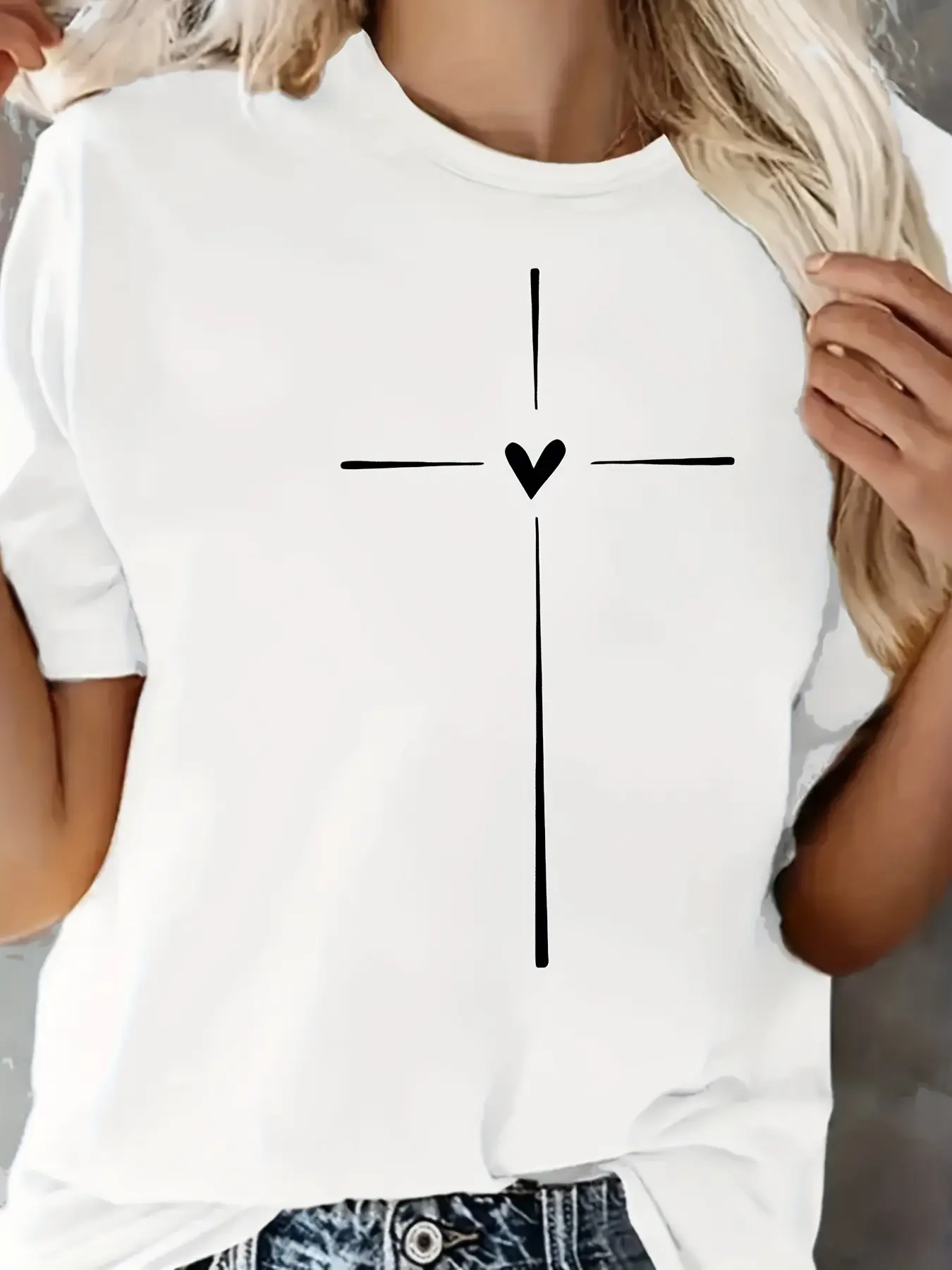 Heart & Cross Print Casual T-Shirt, Crew Neck Short Sleeves Sports Tee, Women's Comfy Tops