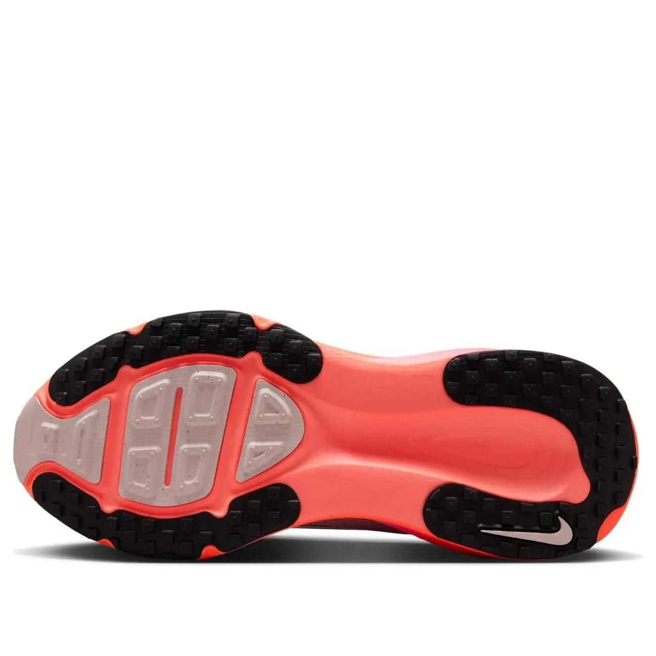 WMNS) Nike Air Zoom Vomero 18 
