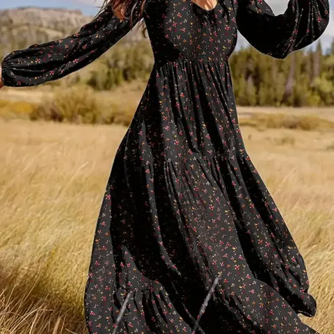 Women's Plus Size Dress, Casual V Neck Ditsy Floral Long Sleeve, Loose-Fitting Boho Beach Dress, Four Seasons Fashion