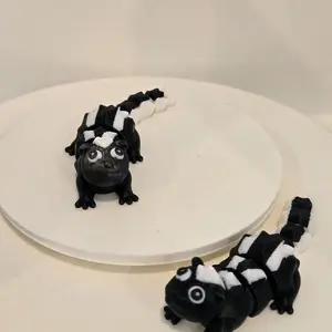 Little Stinker 3D Printed Pocket Pet Skunk - Adorable Black & White Design for Fun and Unique Pet Playtime