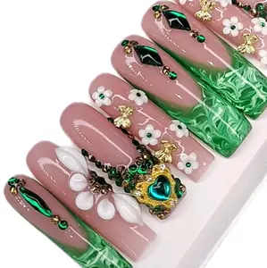 Handmade Green Christmas Nails | Winter Press On Nails | Fall Press On Nails