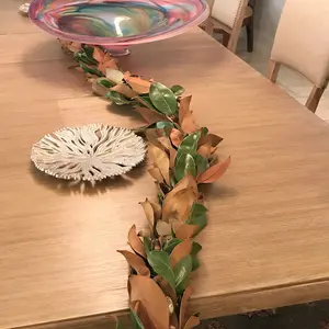 Magnolia Garland