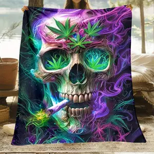Magic Skull Design Flannel Blanket - Lightweight, Suitable for All Seasons, Polyester Fiber, Digital Printing, Washable, Suitable for Sofa, Bed, Travel, Camping, Office, Chair - Non-Charged Portable Blanket