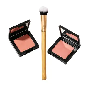 Concealer Brush - Makeup Brush Easy for Seamless Application The makeup brush features a slanted design for easy application