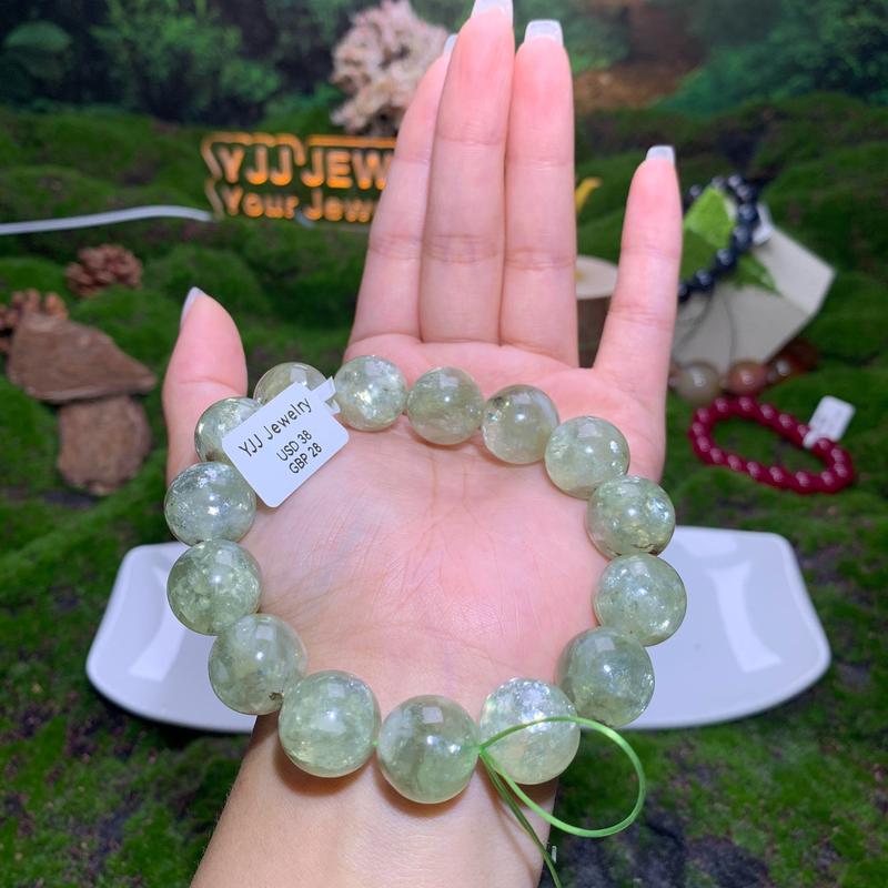 【Green Muscovite】(Random shipping)Green Muscovite Bracelet Stylish Handcrafted Design and Perfect Anniversary Gift Faith Wear Jewelry Trendy Jewellery Accessories