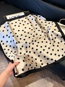 Multifunctional Animal Print Scarf, Casual Loose-Fitting Design, All-Season Accessory, Perfect for Wrapping & Styling, 70cm Silk-Like Material