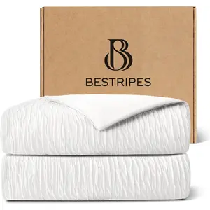 Cooling Comforter, King/Cali King - Reversible Lightweight Blanket for Hot Sleepers & Night Sweats, Breathable All-Season Bedding (108x90 Inch, Off White)