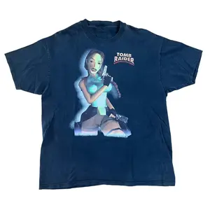 Vintage Tomb Raider Lara Croft Video Game Navy T-Shirt, 90S Cool Gaming Men's T-Shirt Cotton 1 Side
