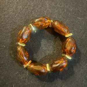 Amber beaded bracelet