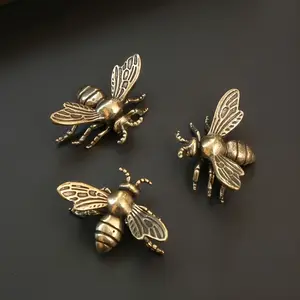 3 Pcs Vintage Brass Mini Bee Statues - Rustic Design Decorative Desk/Tabletop Art Crafts - Bee Ornaments - Unpowered, Ideal Gift for Home, Office & Collectors