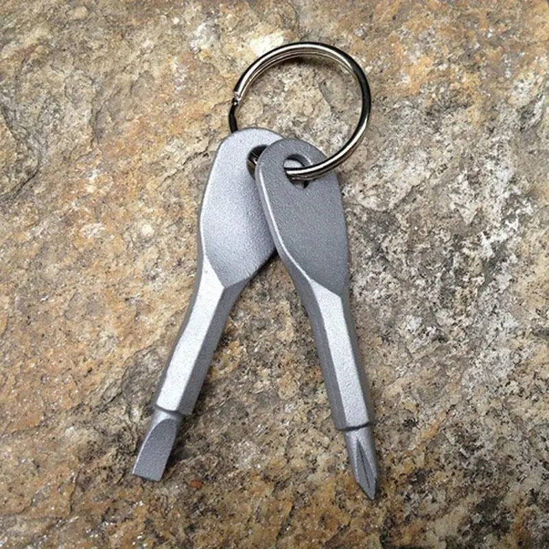 2pcs Portable Multi-functional Mini Keychain Outdoor Screwdriver Bit Key Screwdriver Multifunctional Screwdriver Multipurpose Screwdriver
