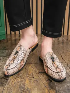 Men's Summer New Fringe Snake Print Slip-On Sandals, Breathable Anti-Slip Comfortable Fashion Slippers, Stylish Shoes