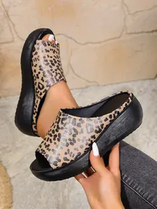Fashion Leopard Print Women's Summer Slip-On Shoes, Vintage Wild Pattern, Soft Elastic Height Increase, Breathable Toe-Exposed Design, Footwear