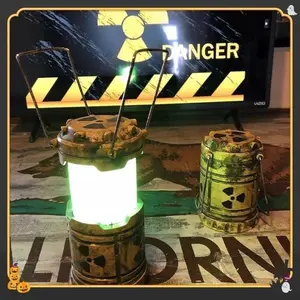 Halloween Miniature Nuclear Reactor Lantern, Camping Lamp, Wasteland End of The World Horror Lantern Gift Decoration, Great for Gaming Enthusiasts, Apocalyptic Style Decorative Table Lamp（Includes 3 AAA batteries） Ornaments