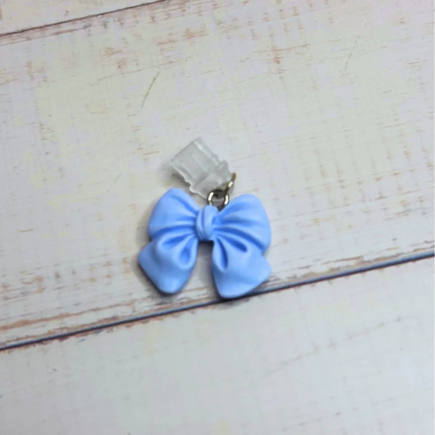 Kindle Charm Bow Variety of colors, ctype, cellphone, tablet, e-reader