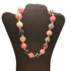 Handmade Chuncky 18" Necklace Western Inspired Cowgirl NWOT 20mm Beads Pink & Black with Unique Bead Design