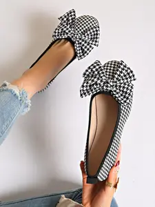 Comfortable Women's Round Toe Flat Shoes, Casual Fashionable Footwear for Daily Wear, Low Heel Design for Ultimate Comfort, Bowknot Design Flats