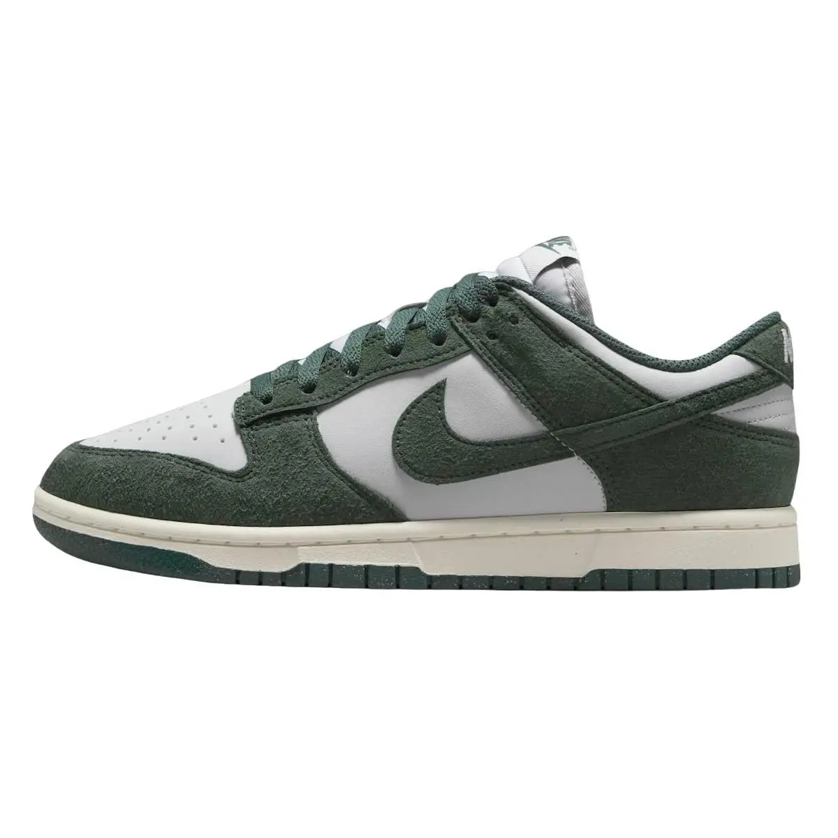 Nike Women's Dunk Low Sneaker