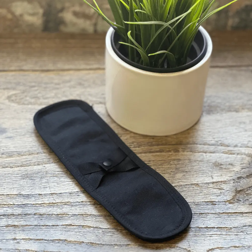 Reusable Organic Cotton Pads – 2 Pack | Medium Flow, Leak-Proof, Plastic-Free Period Pads